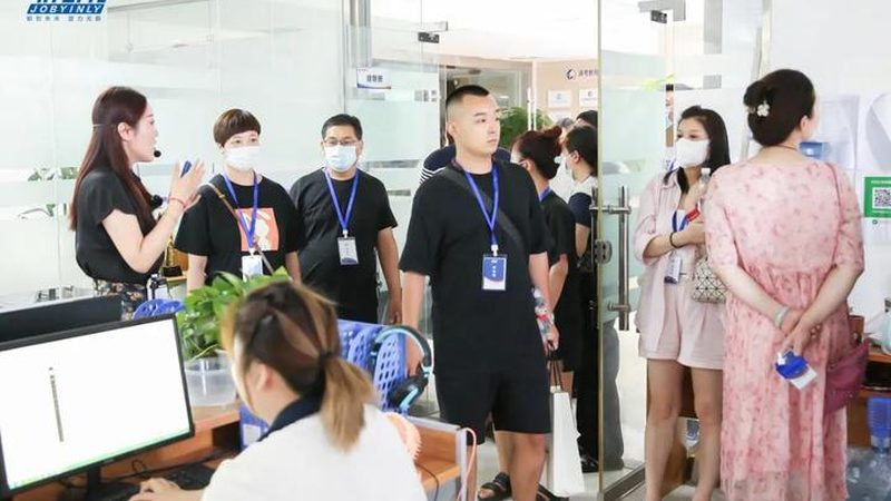 小标题：收费构成解析
